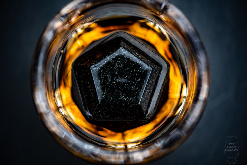 Picture of Diamas Whisky Glass from above