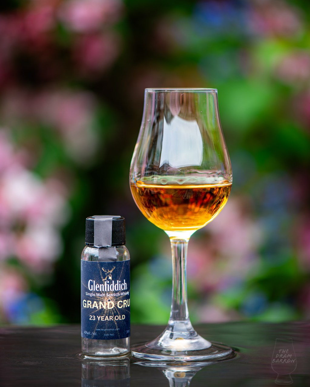 Picture of Glenfiddich Grand Cru 23 Year Old Whisky in a glass